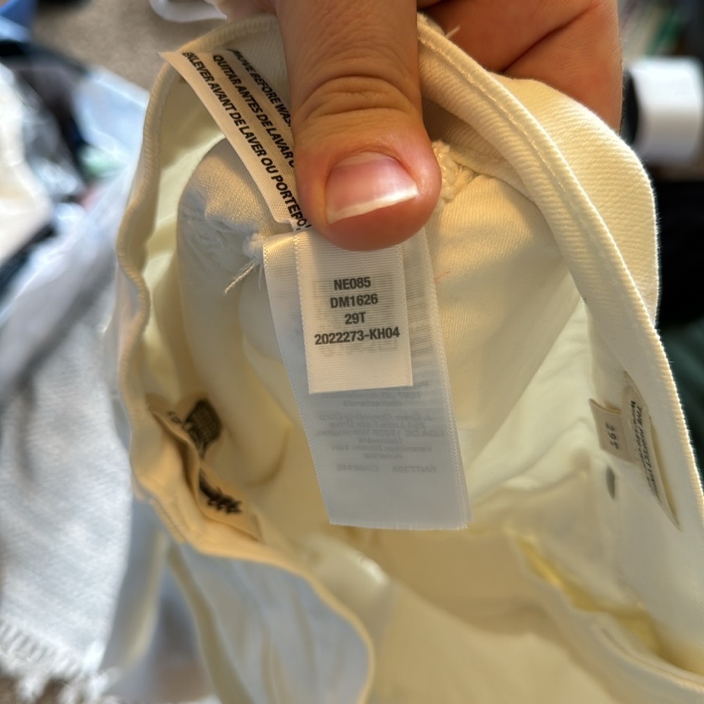Madewell The Perfect Vintage Wide-Leg Crop Jean in Tile White - Picture 10 of 10